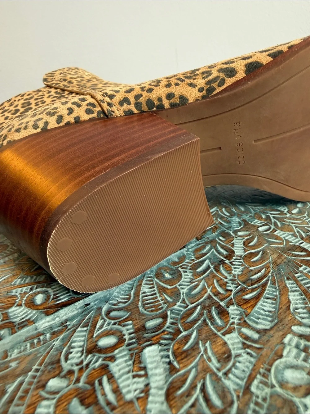 NWOT! Dolce Vita Silma Leopard ankle booties size 6.5